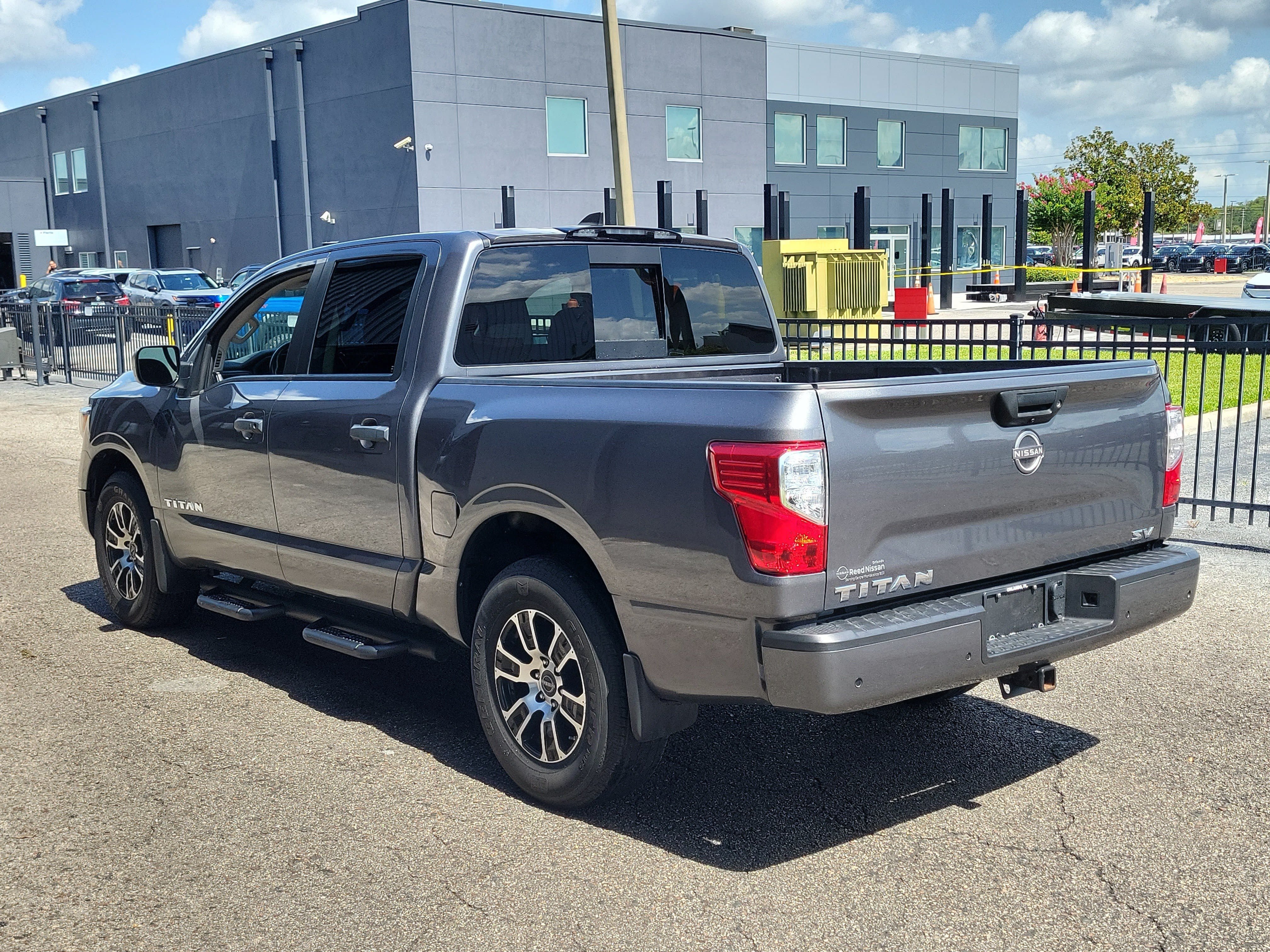 Certified 2024 Nissan Titan SV w/ SV Convenience Package RWD image 6