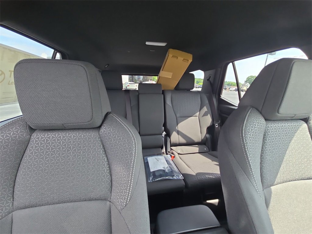 Used 2025 Toyota 4Runner SR5 image 15