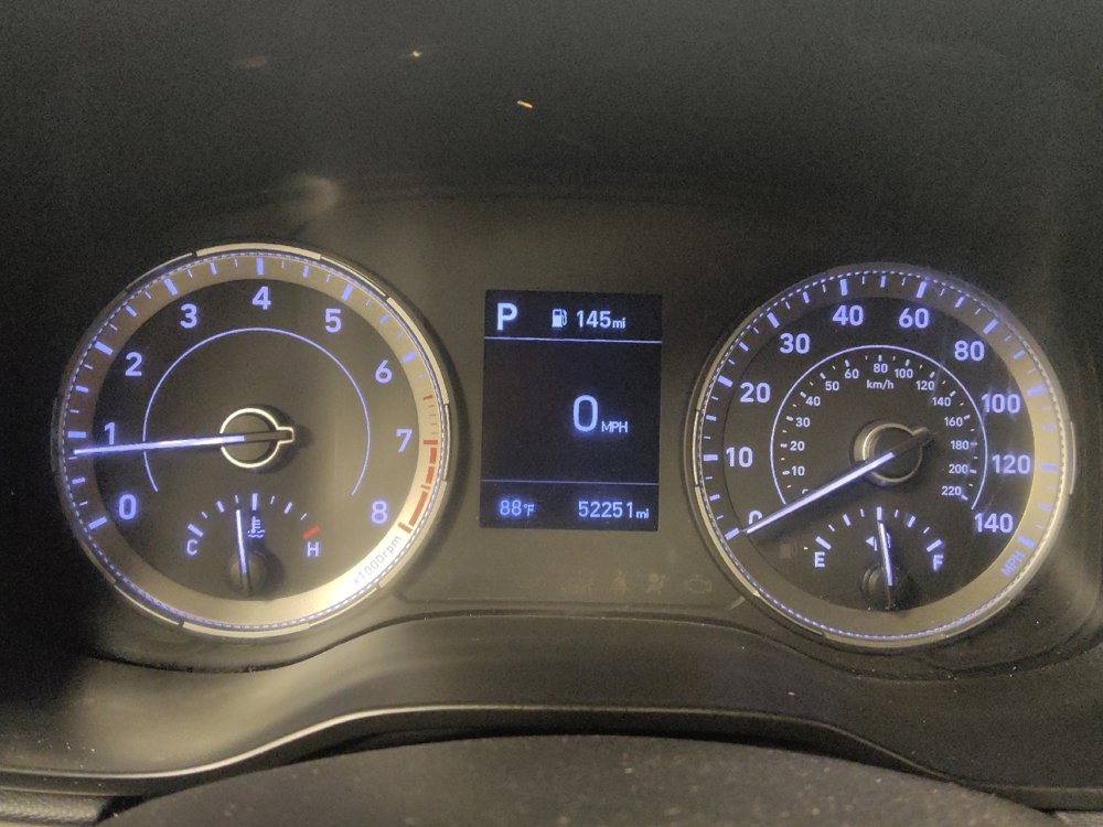 Used 2020 Hyundai Venue SEL w/ Convenience Package FWD image 23