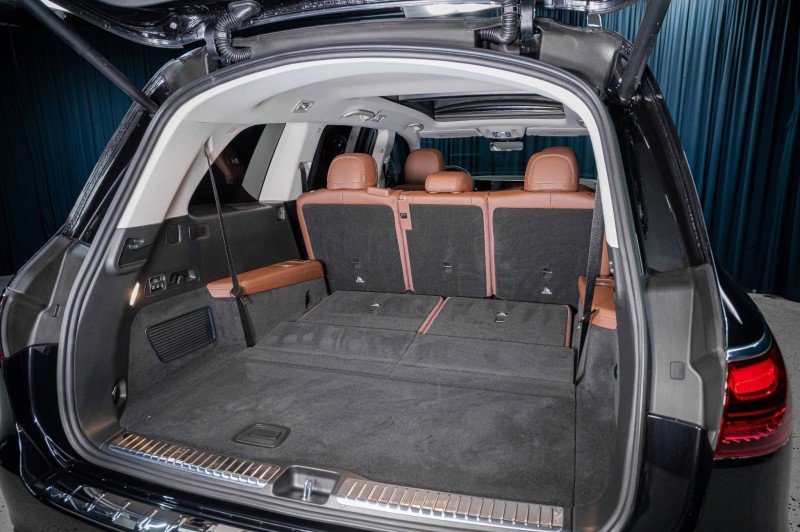 Certified 2026 Mercedes-Benz GLS 450 4MATIC image 7