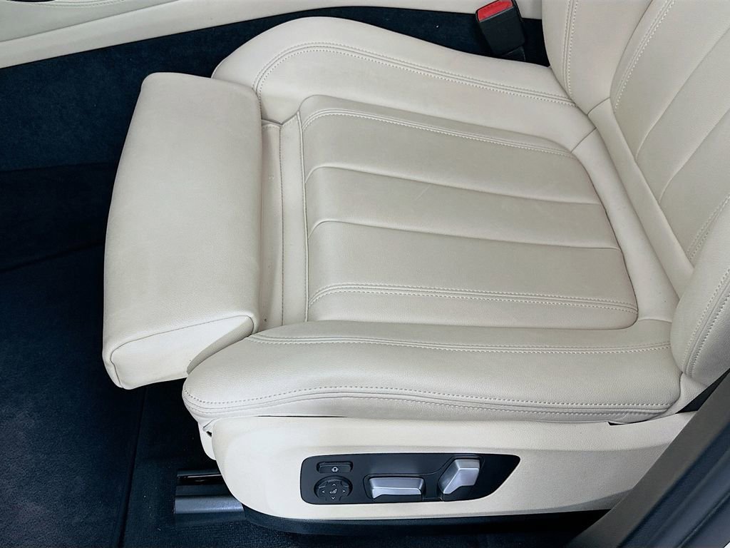 Used 2022 BMW X5 xDrive40i AWD/4WD image 27