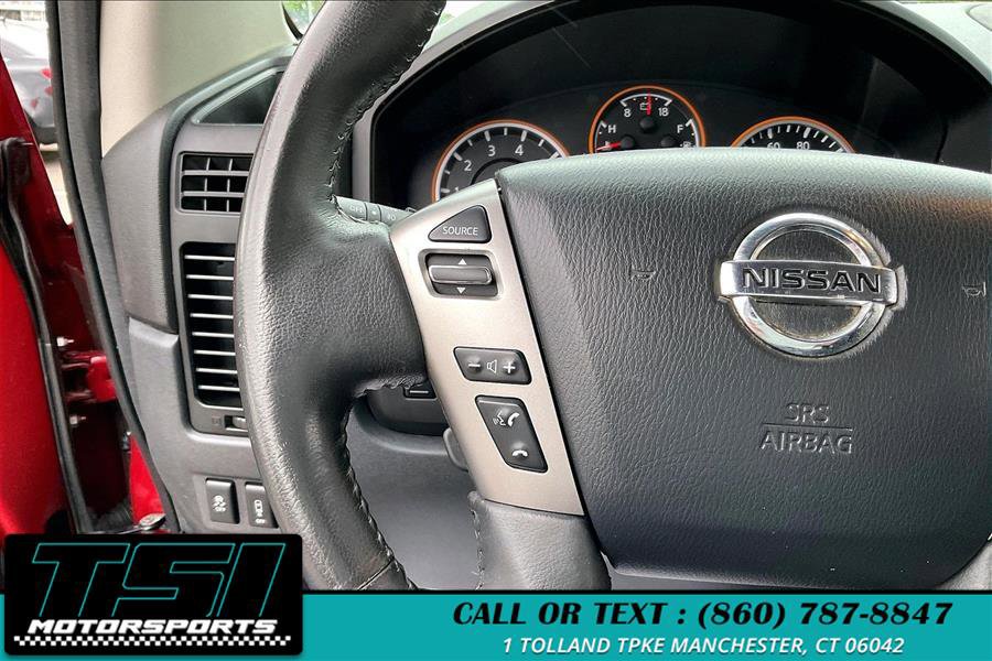 Used 2014 Nissan Titan SV w/ SV Value Truck Package AWD/4WD image 18