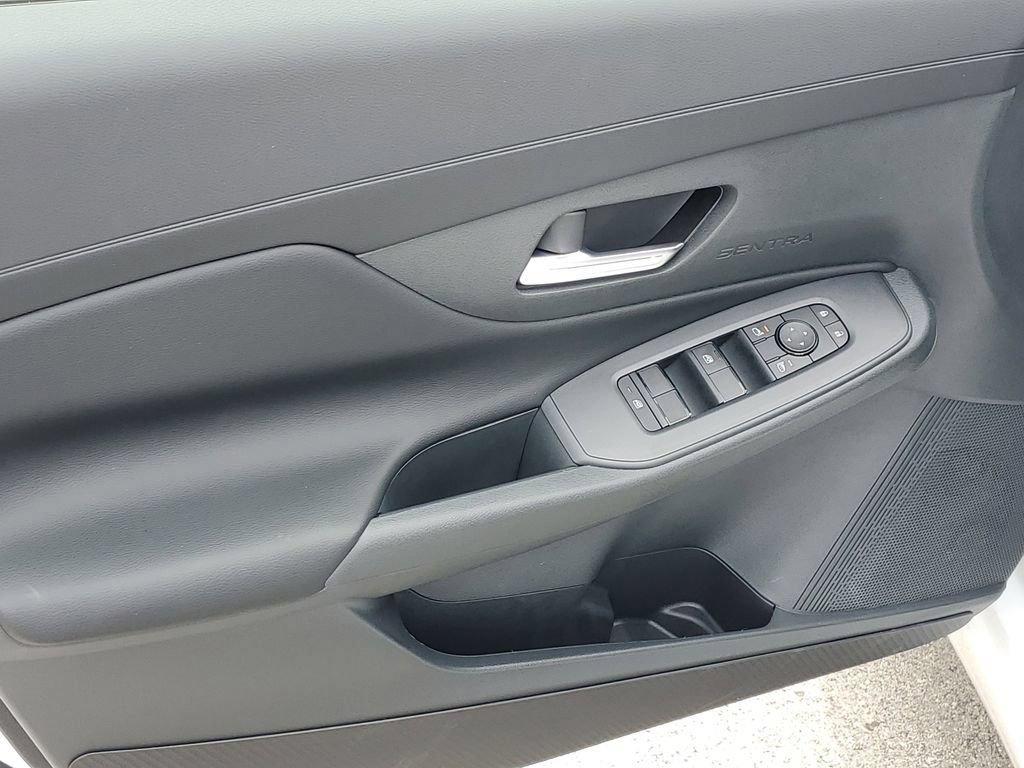 New 2026 Nissan Sentra SV FWD image 18