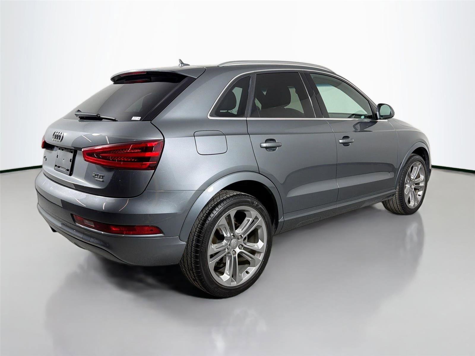 Used 2015 Audi Q3 2.0T Prestige AWD/4WD image 5