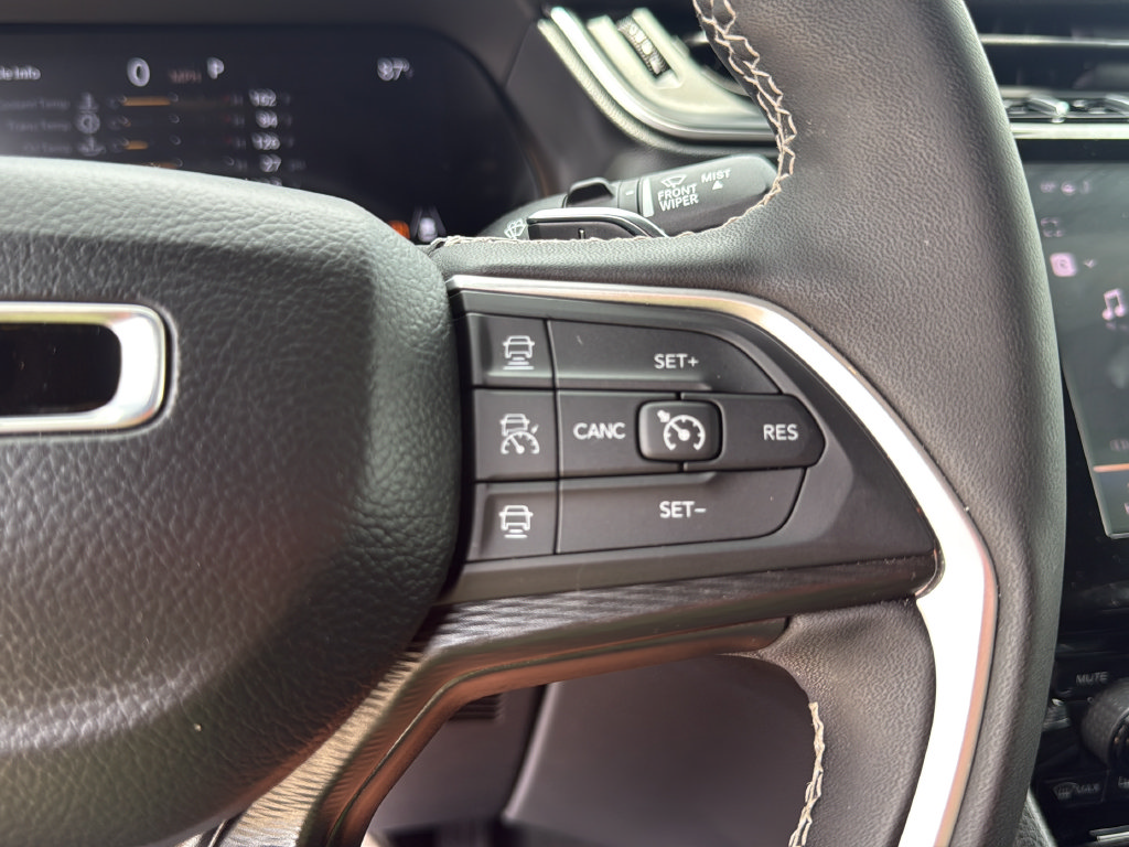 New 2026 Jeep Grand Cherokee Laredo X AWD/4WD image 22