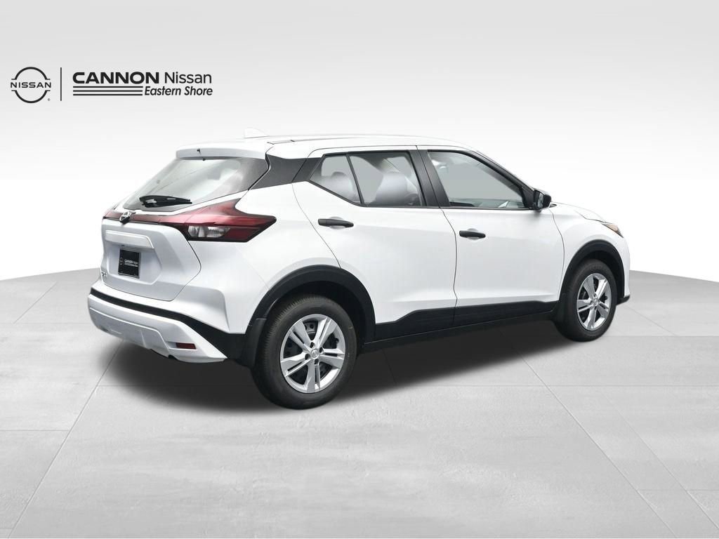 New 2025 Nissan Kicks Play S FWD image 3