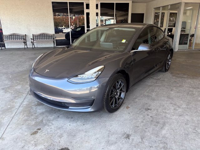 Used 2019 Tesla Model 3 Standard Range Plus RWD image 9
