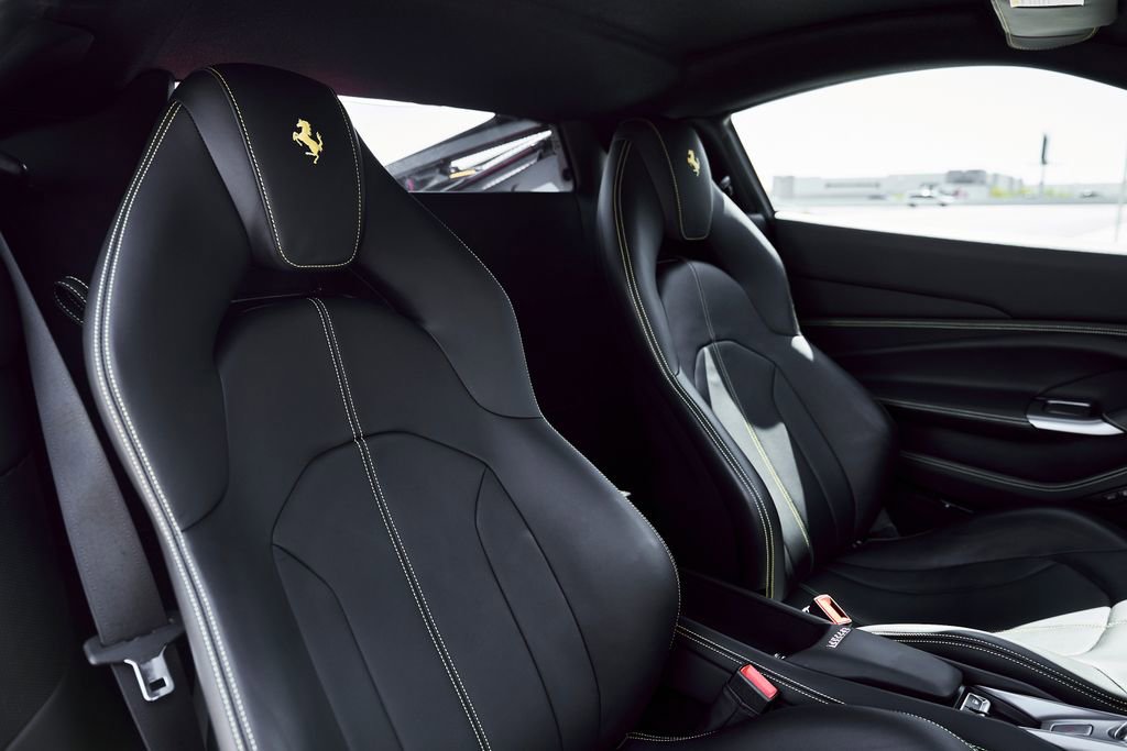 Used 2021 Ferrari F8 Tributo image 47