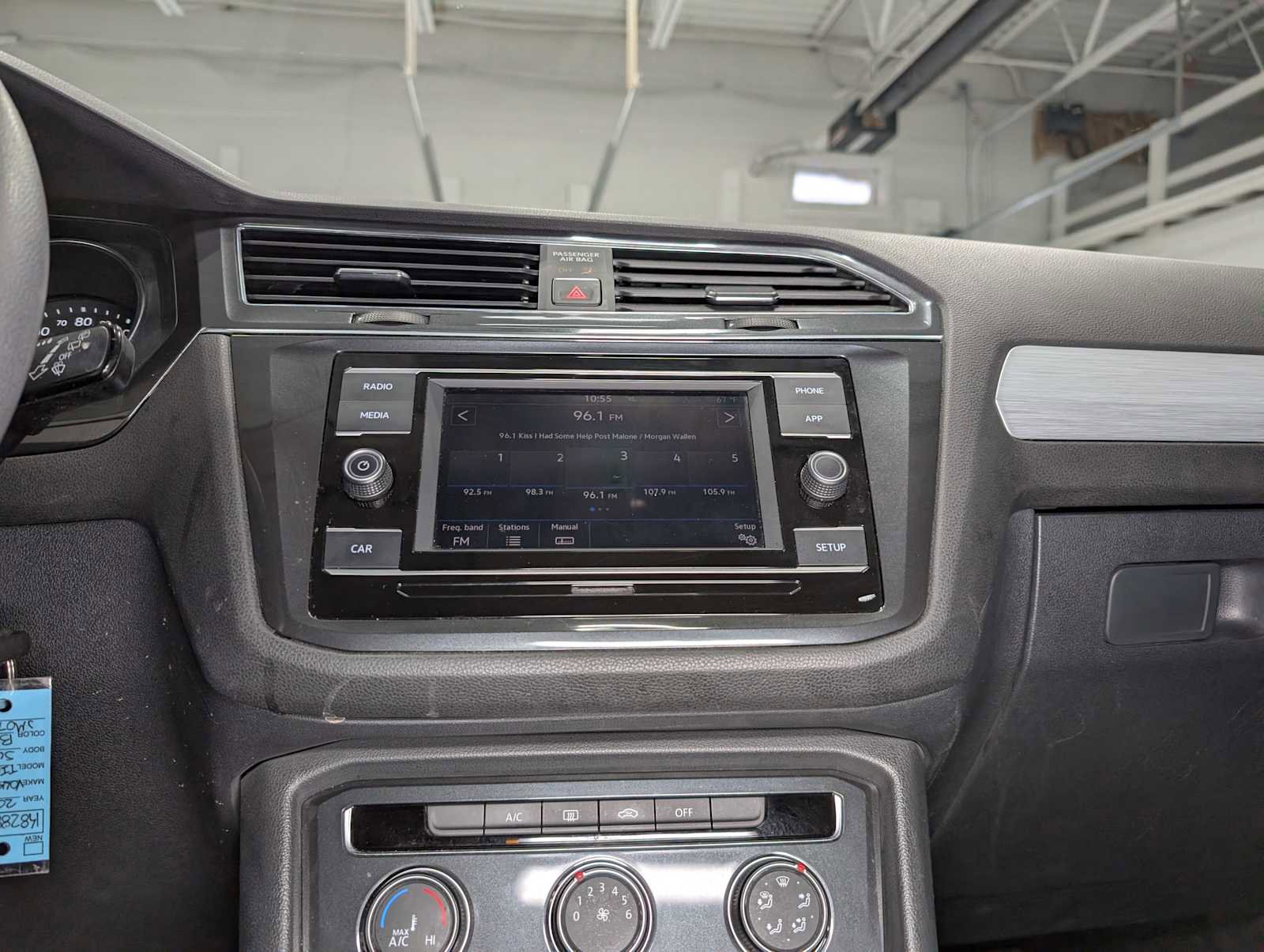 Used 2018 Volkswagen Tiguan S FWD image 30