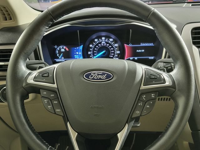 Used 2017 Ford Fusion SE w/ Fusion SE Technology Package FWD image 25