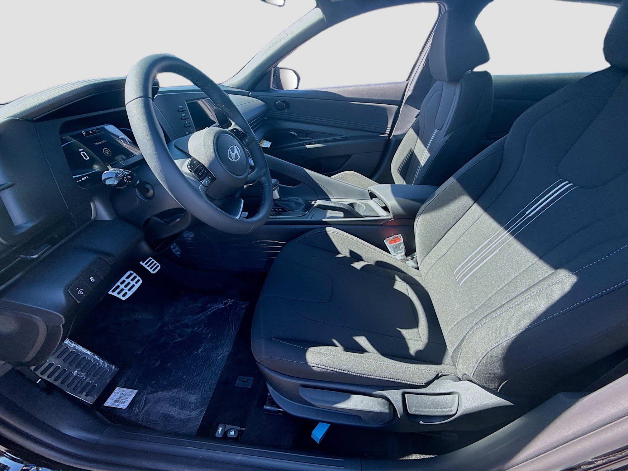 New 2026 Hyundai Elantra Sport image 14