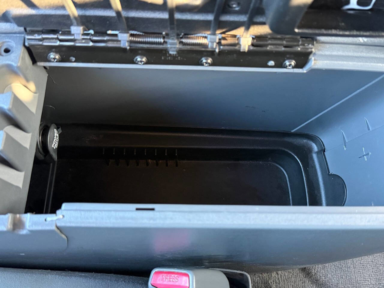 Used 2005 Dodge Dakota SLT image 36