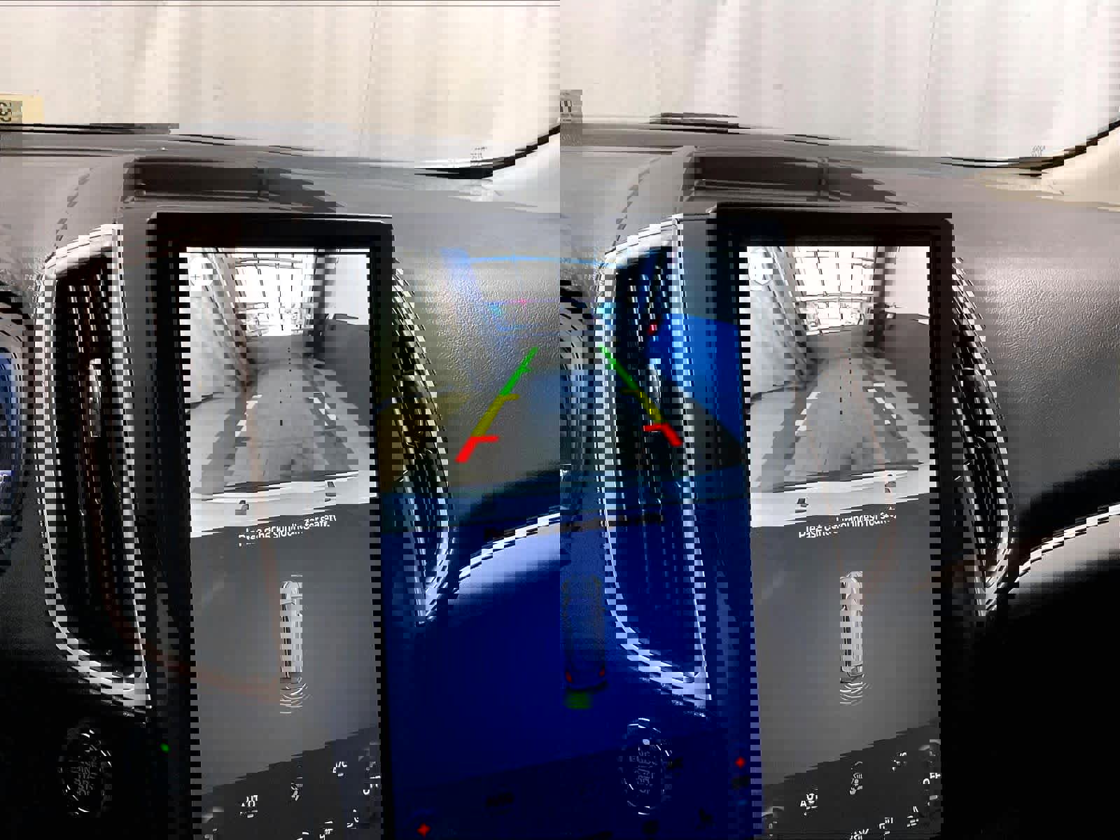 Used 2022 Ford Edge SEL w/ Convenience Package image 19