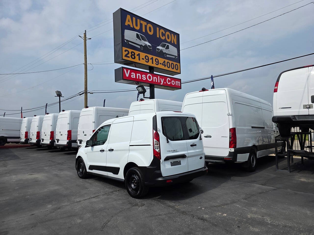 Used 2022 Ford Transit Connect XL FWD image 29