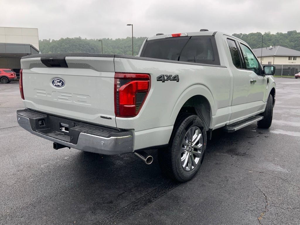 New 2026 Ford F150 XLT w/ XLT Chrome Appearance Package AWD/4WD image 11