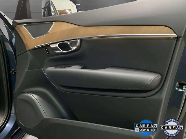 Used 2025 Volvo XC90 B6 Plus image 86