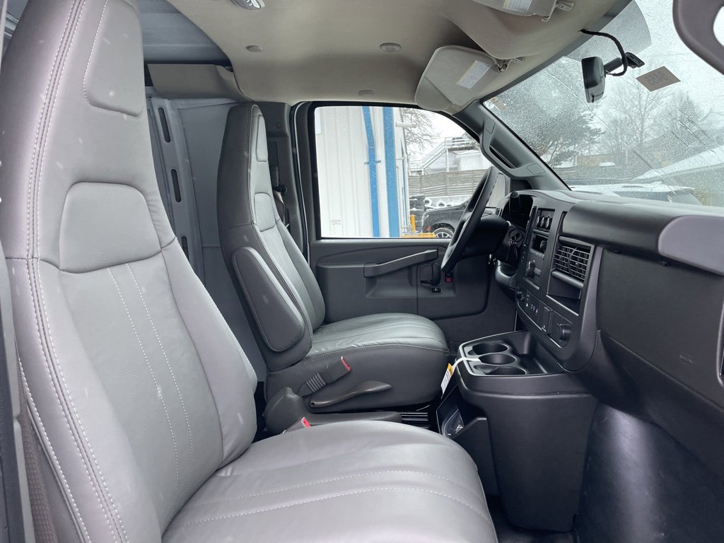 New 2025 Chevrolet Express 2500 Extended w/ Driver Convenience Package image 15