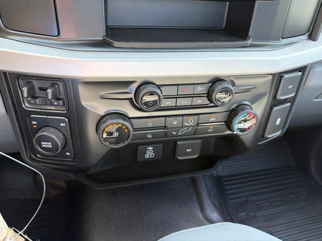 New 2026 Ford F550 4x4 Regular Cab Super Duty image 17