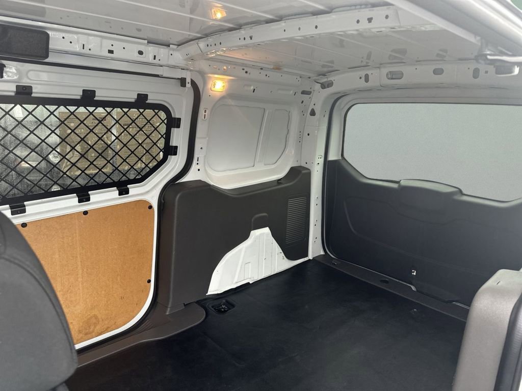 Used 2021 Ford Transit Connect XL image 15