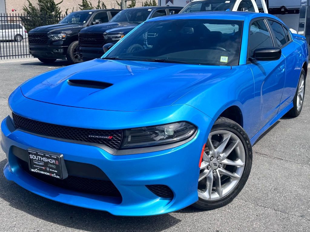 Used 2023 Dodge Charger GT w/ Technology Group image 3