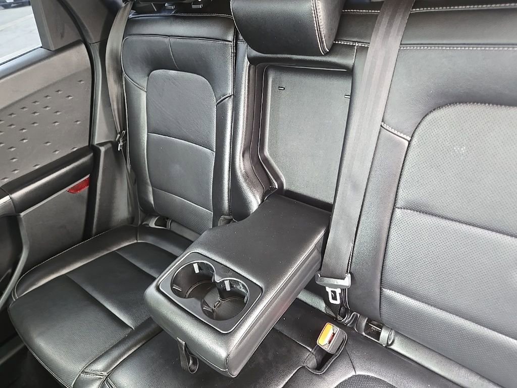 Used 2020 Ford Escape Titanium image 41