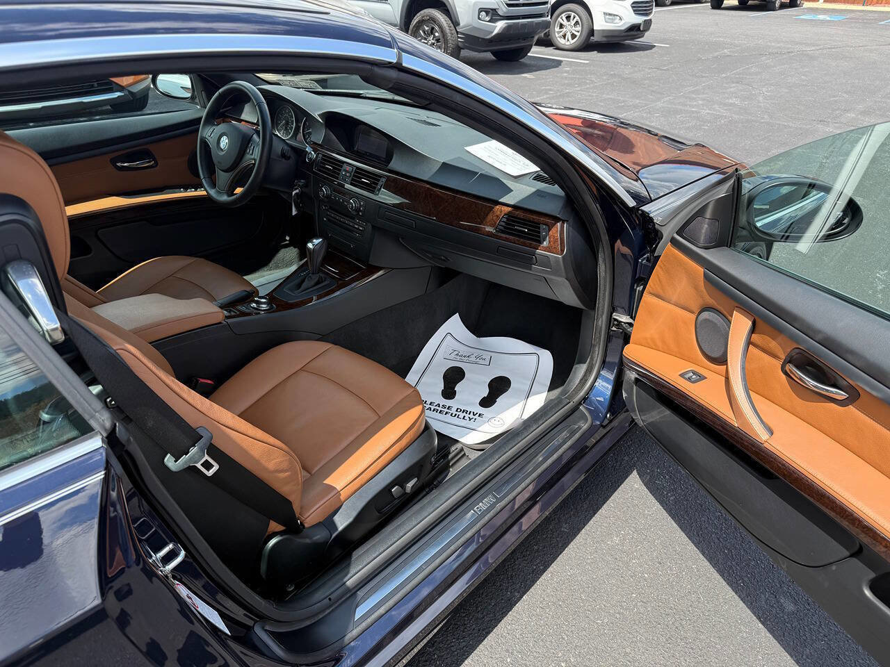 Used 2008 BMW 328i Convertible RWD image 15