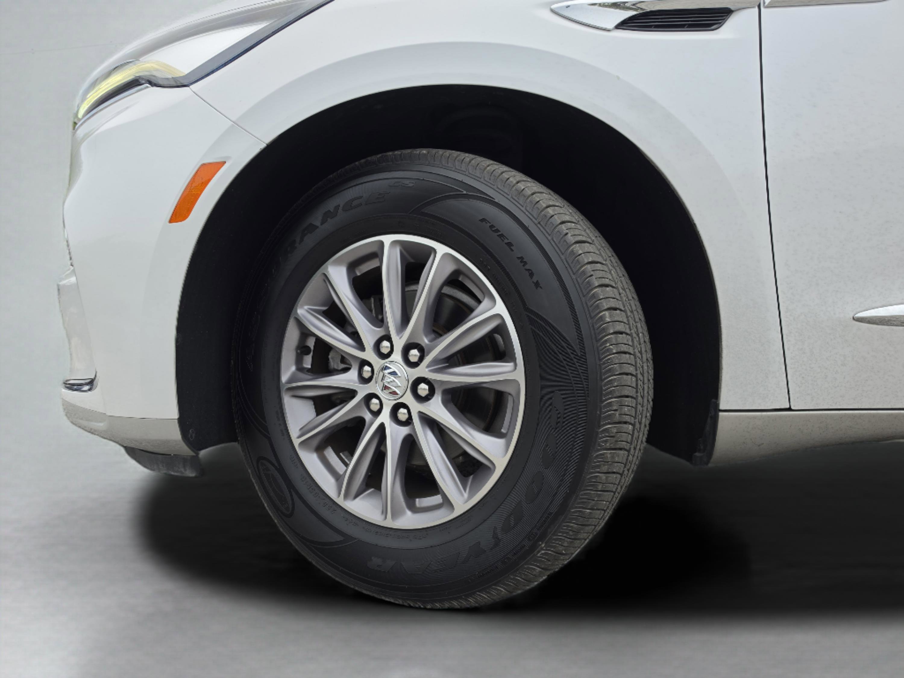 Used 2023 Buick Enclave Essence FWD image 39
