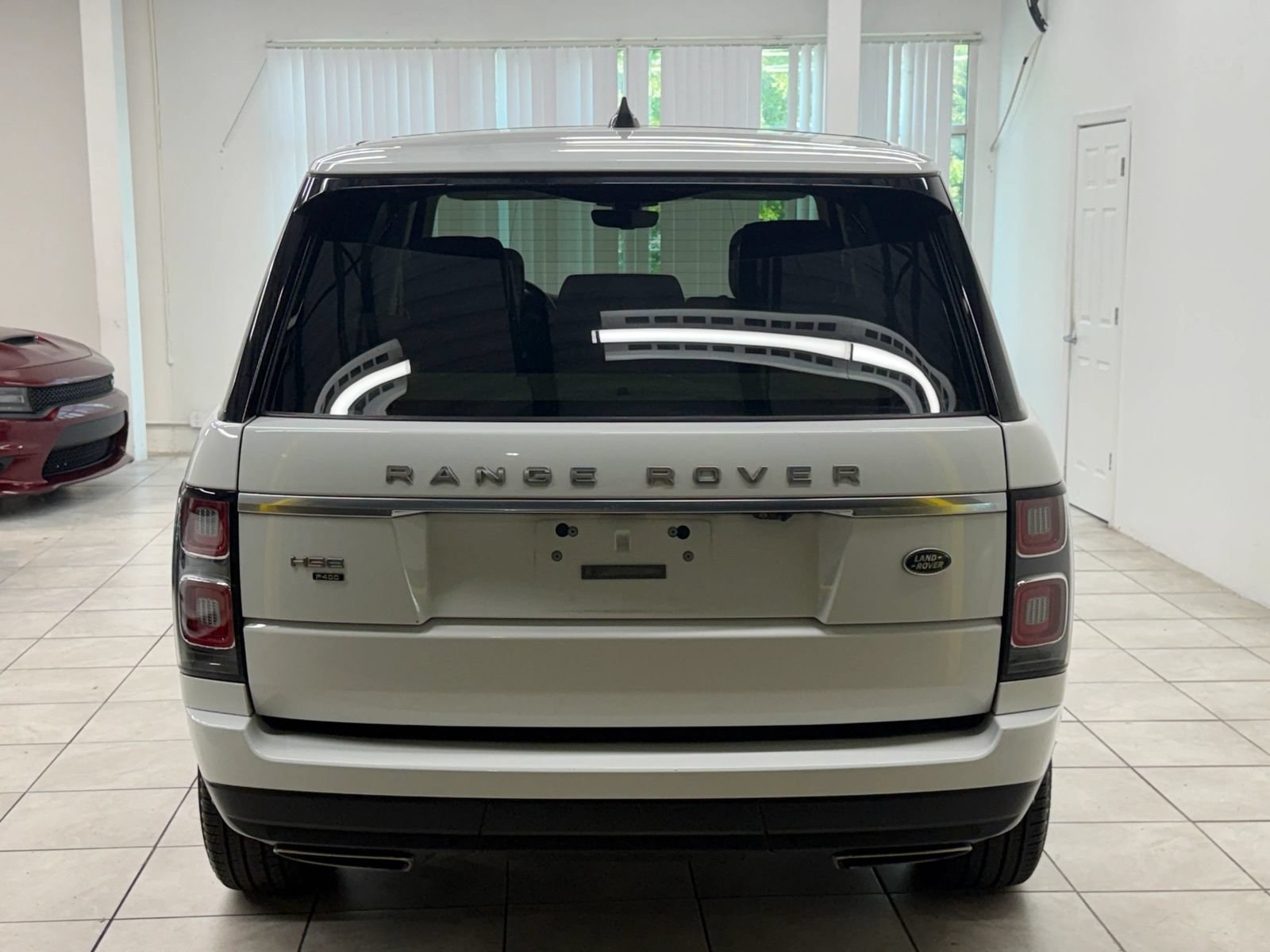 Used 2020 Land Rover Range Rover HSE AWD/4WD image 8