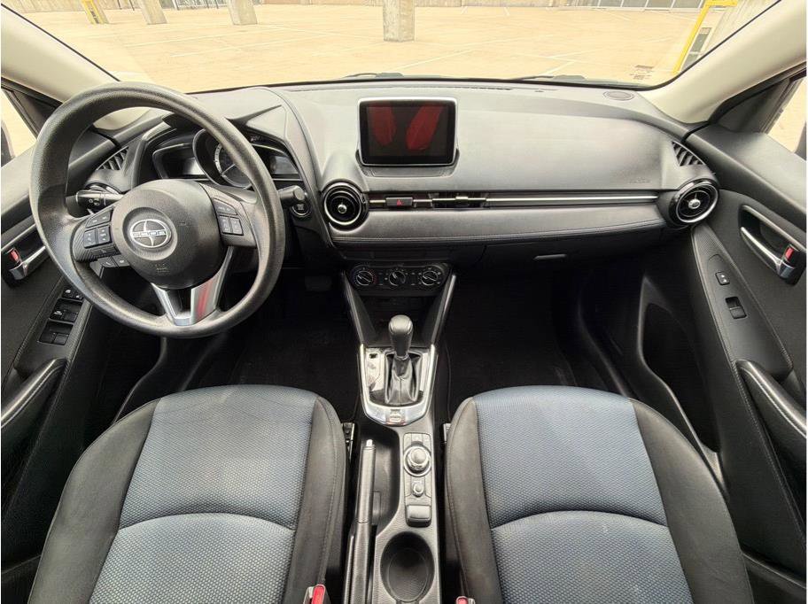 Used 2016 Scion iA FWD image 16
