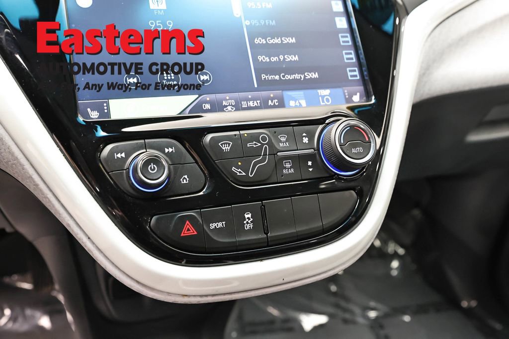 Used 2020 Chevrolet Bolt LT FWD image 20