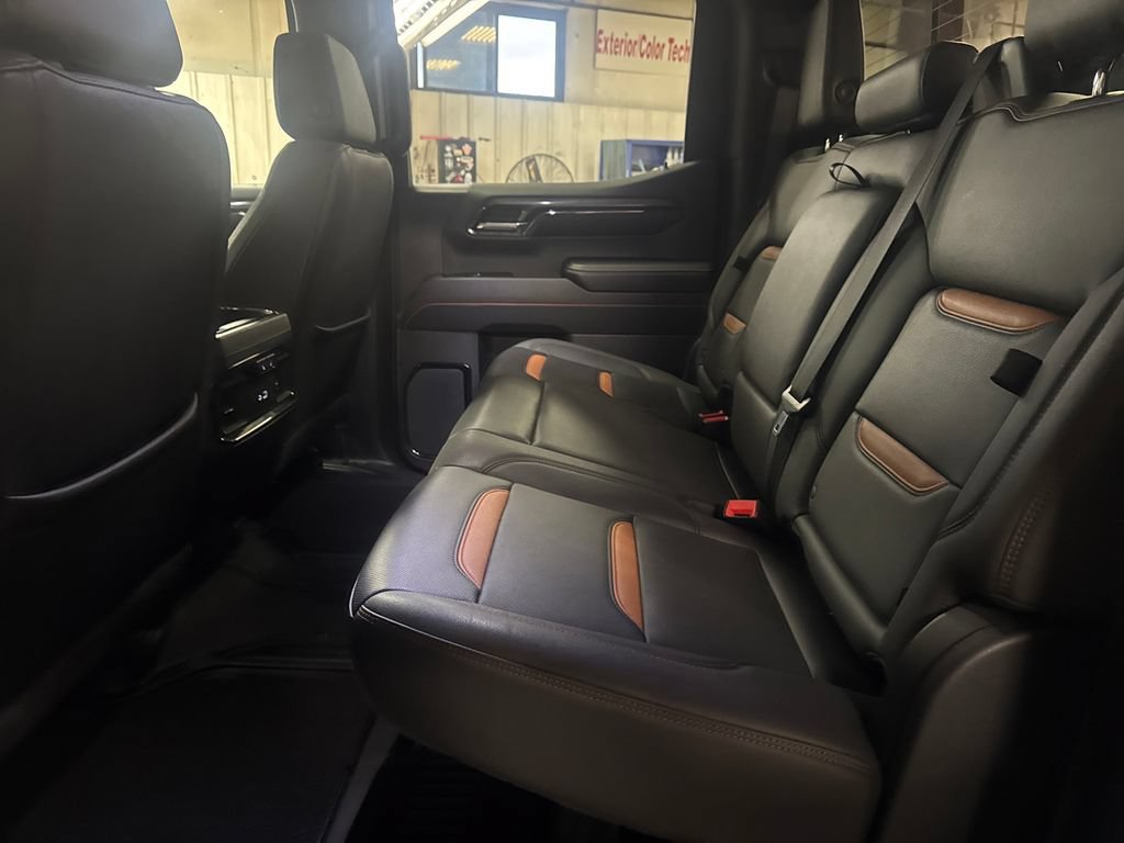 Used 2024 GMC Sierra 1500 AT4 w/ Technology Package AWD/4WD image 27