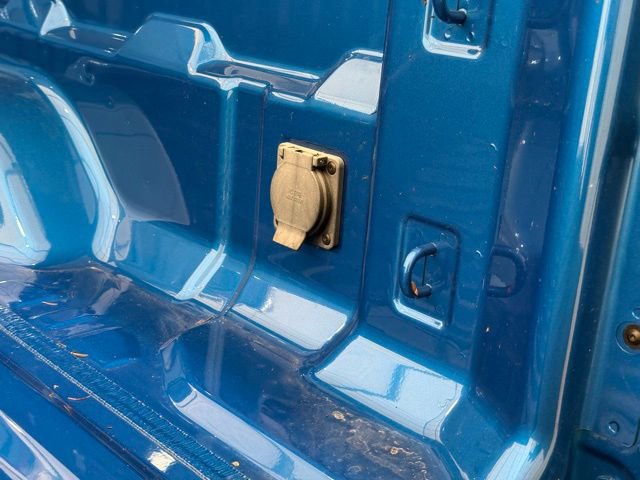 Used 2024 Chevrolet Colorado Z71 w/ Advanced Trailering Package image 5