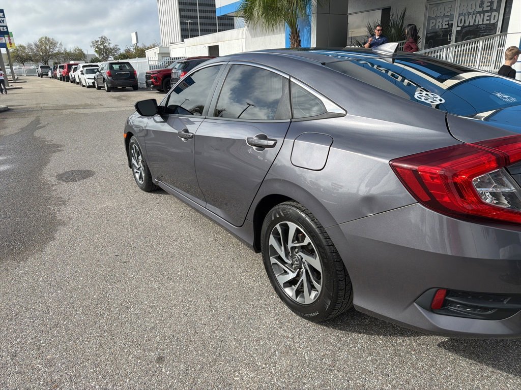 Used 2018 Honda Civic EX image 7