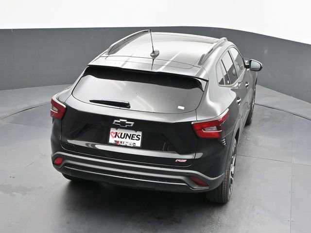 New 2026 Chevrolet Trax RS w/ Sunroof Package FWD image 35