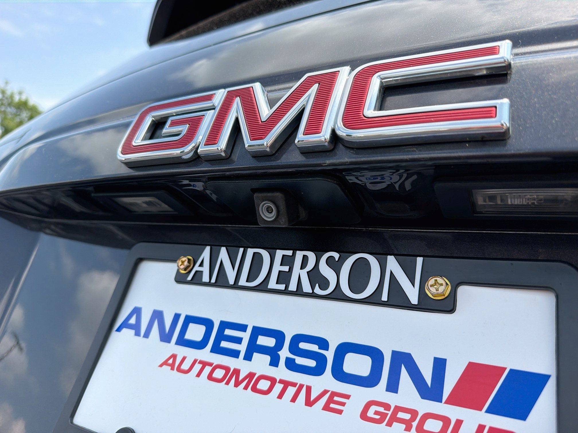 Used 2016 GMC Yukon XL SLT w/ Open Road Package AWD/4WD image 8