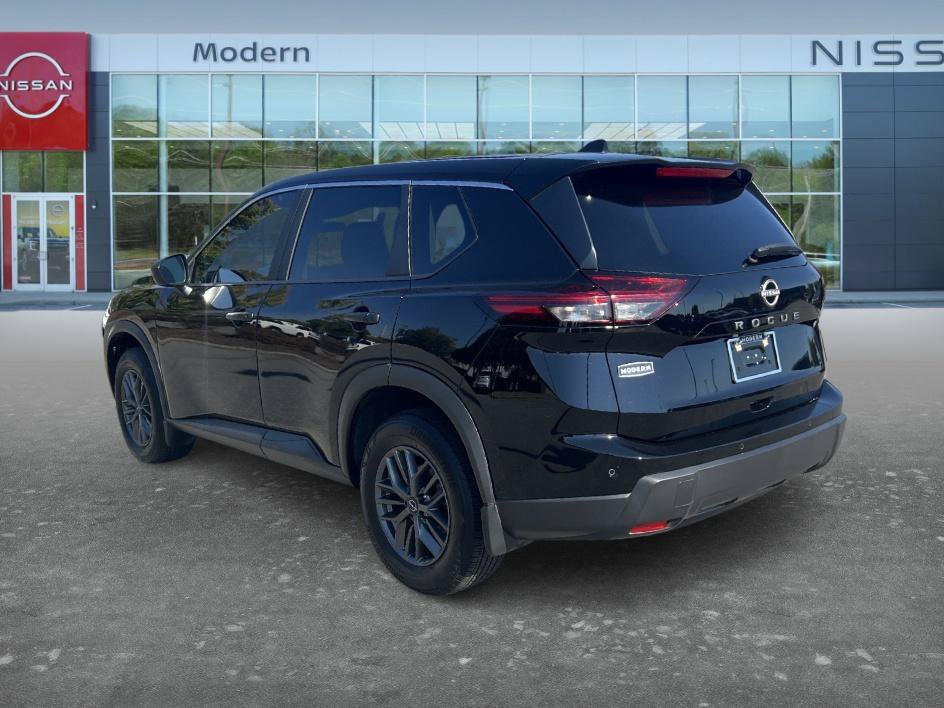 Certified 2025 Nissan Rogue S FWD image 7
