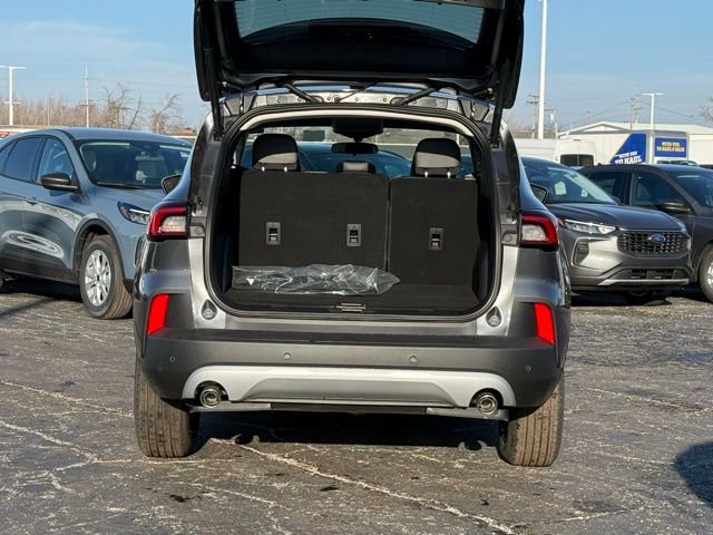 New 2026 Ford Escape SE image 8