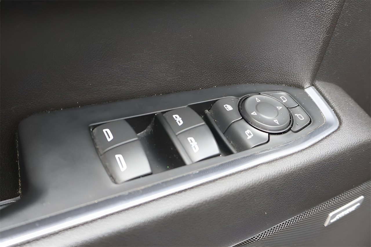 Used 2022 GMC Sierra 1500 SLT w/ SLT Premium Plus Package image 11