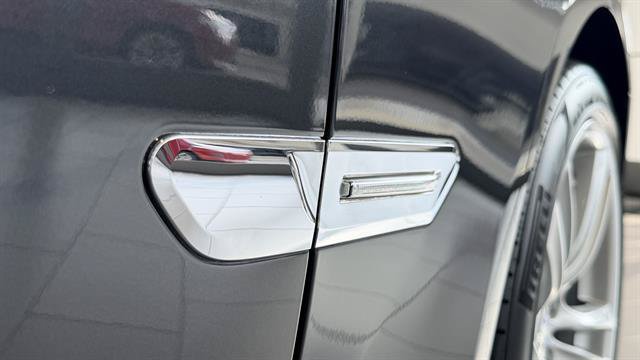 Used 2012 BMW 750i RWD image 33