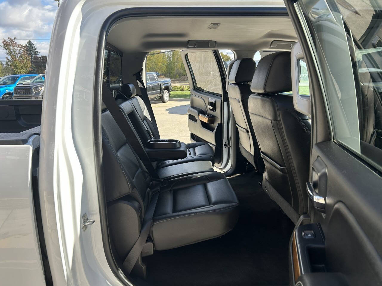 Used 2018 Chevrolet Silverado 2500 LTZ w/ Duramax Plus Package image 30