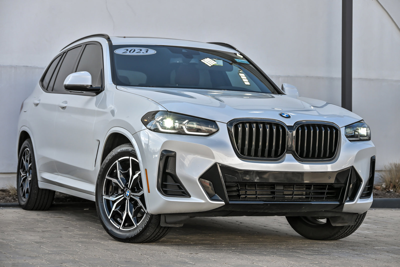 Used 2023 BMW X3 xDrive30i w/ M Sport Package image 1