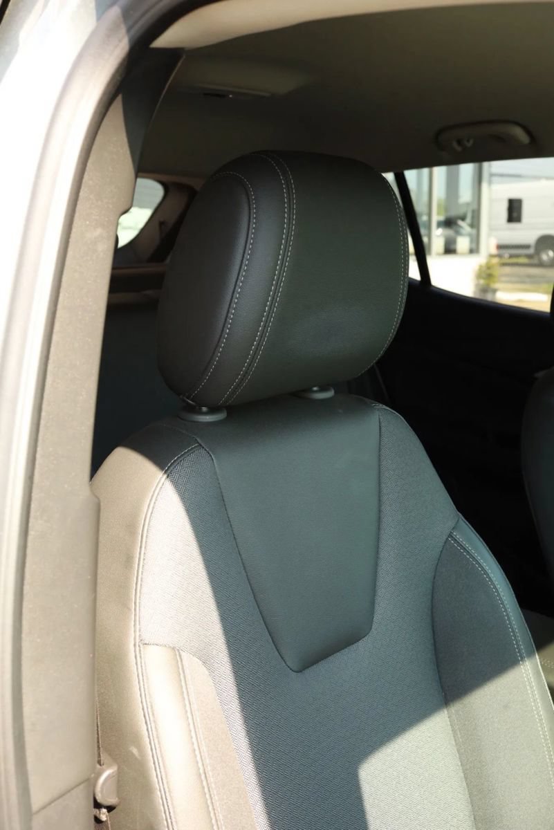 Used 2025 Buick Encore GX Preferred FWD image 48