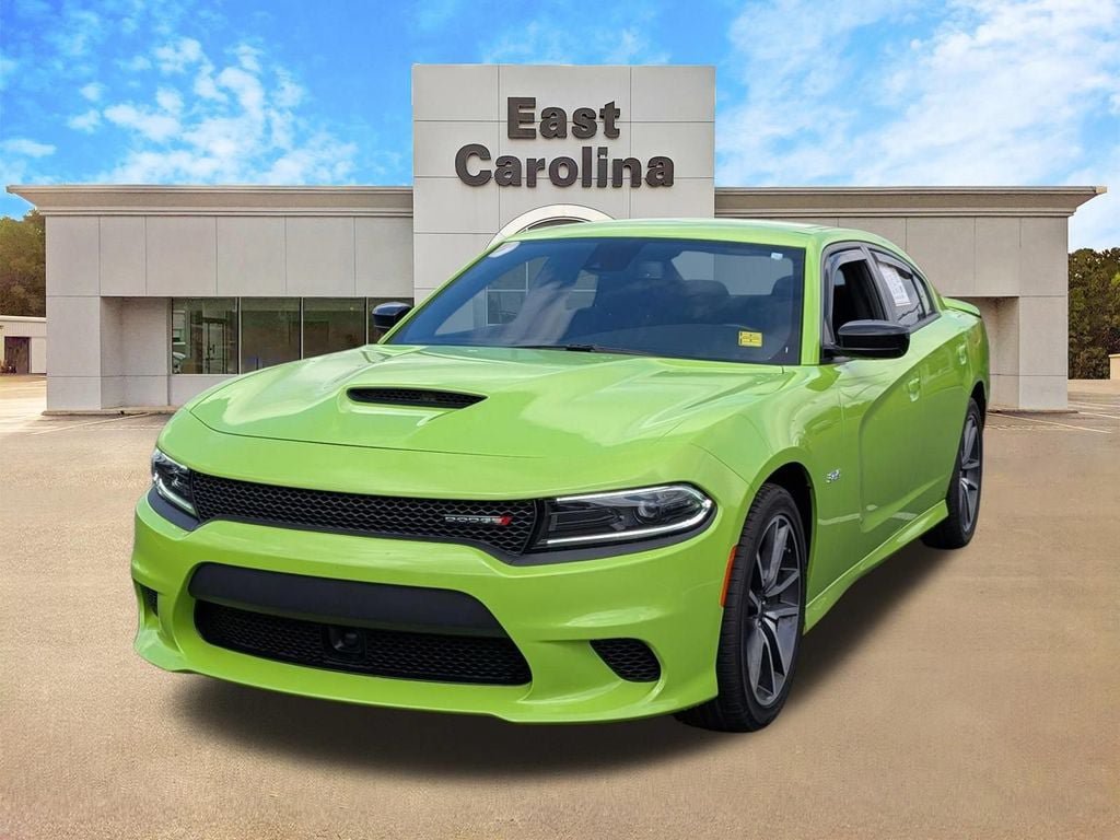 Certified 2023 Dodge Charger R/T w/ Technology Group RWD image 7