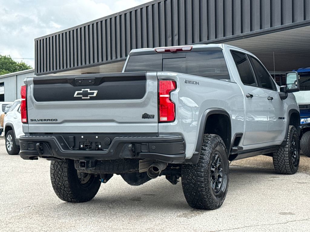 Used 2025 Chevrolet Silverado 2500 ZR2 w/ ZR2 Bison Edition AWD/4WD image 9