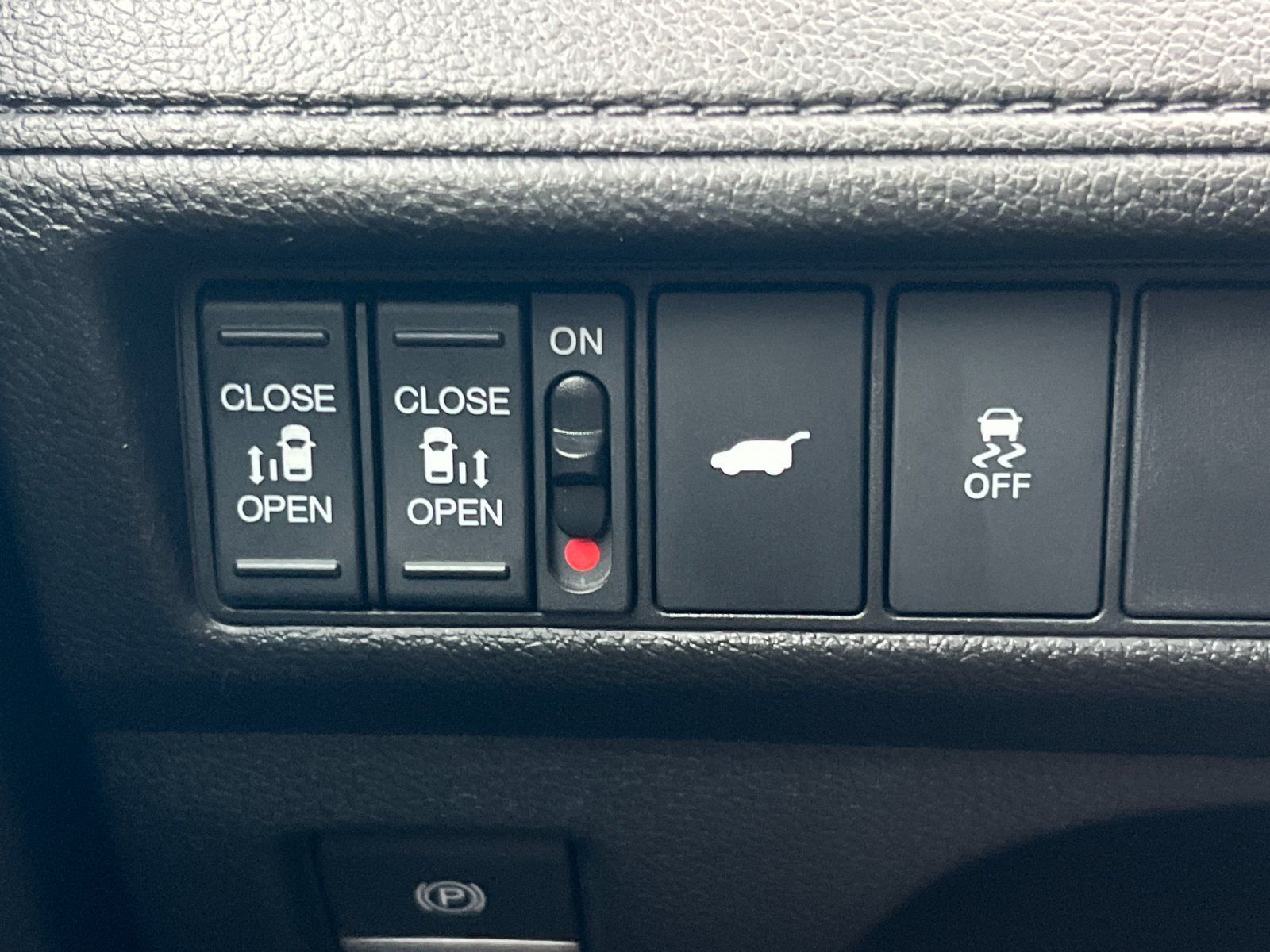Used 2025 Honda Odyssey Sport-L image 35