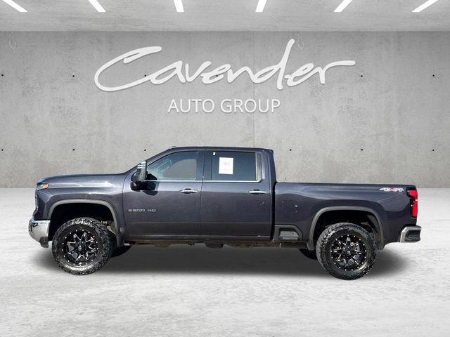 Used 2024 Chevrolet Silverado 2500 LTZ AWD/4WD image 16
