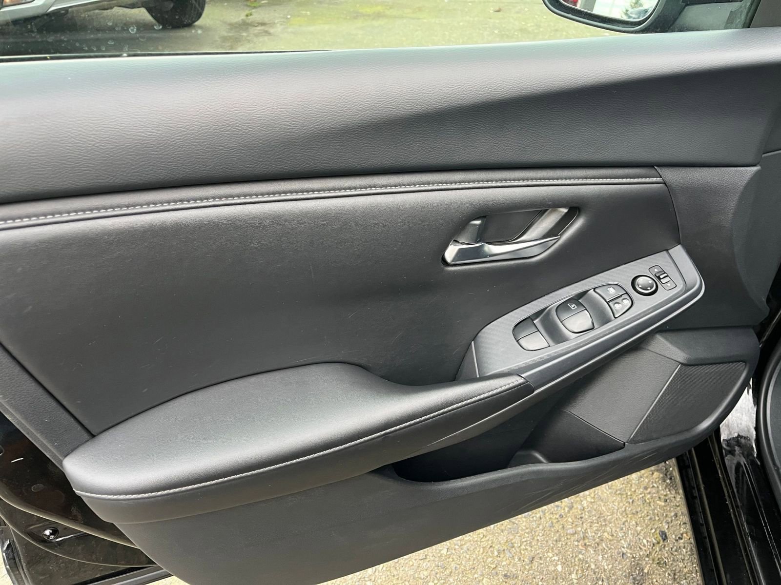 Used 2023 Nissan Sentra SV image 18