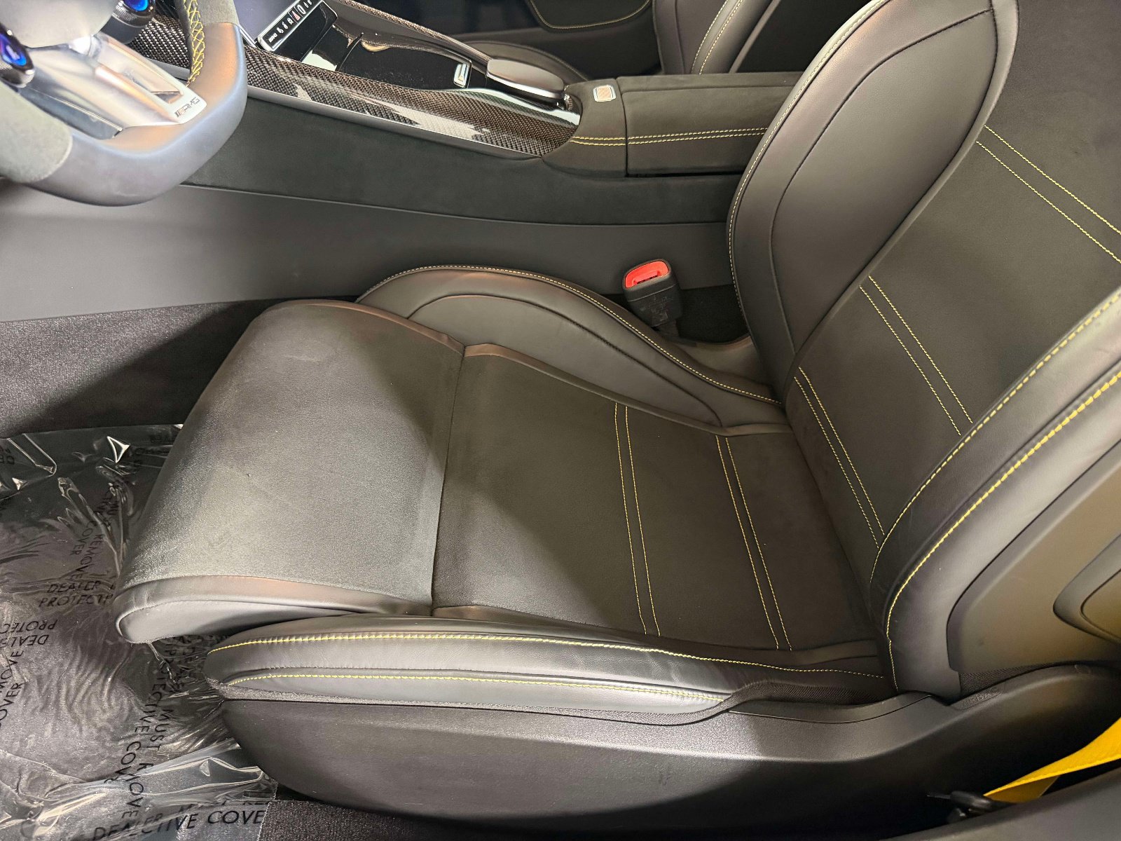 Used 2025 Mercedes-Benz SL 63 AMG 4MATIC w/ AMG Aerodynamics Package image 26