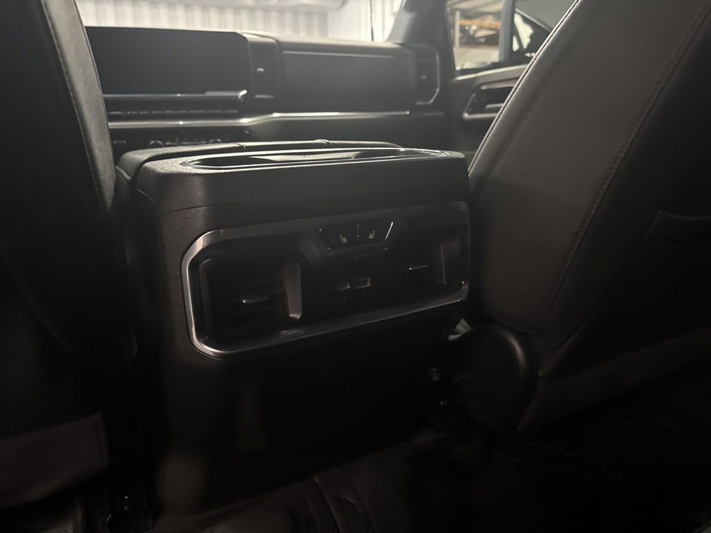 Used 2025 Chevrolet Silverado 2500 LTZ w/ LTZ Premium Package image 29