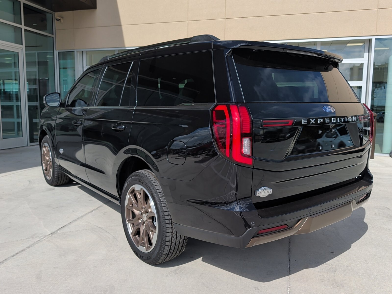 Used 2026 Ford Expedition King Ranch AWD/4WD image 7